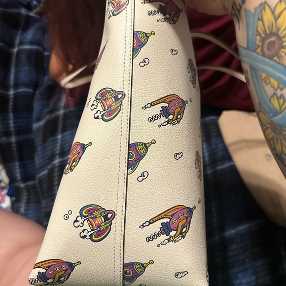 Coach White Limited Edition Rocket Print City Tote Bag - Picture 6 of 12